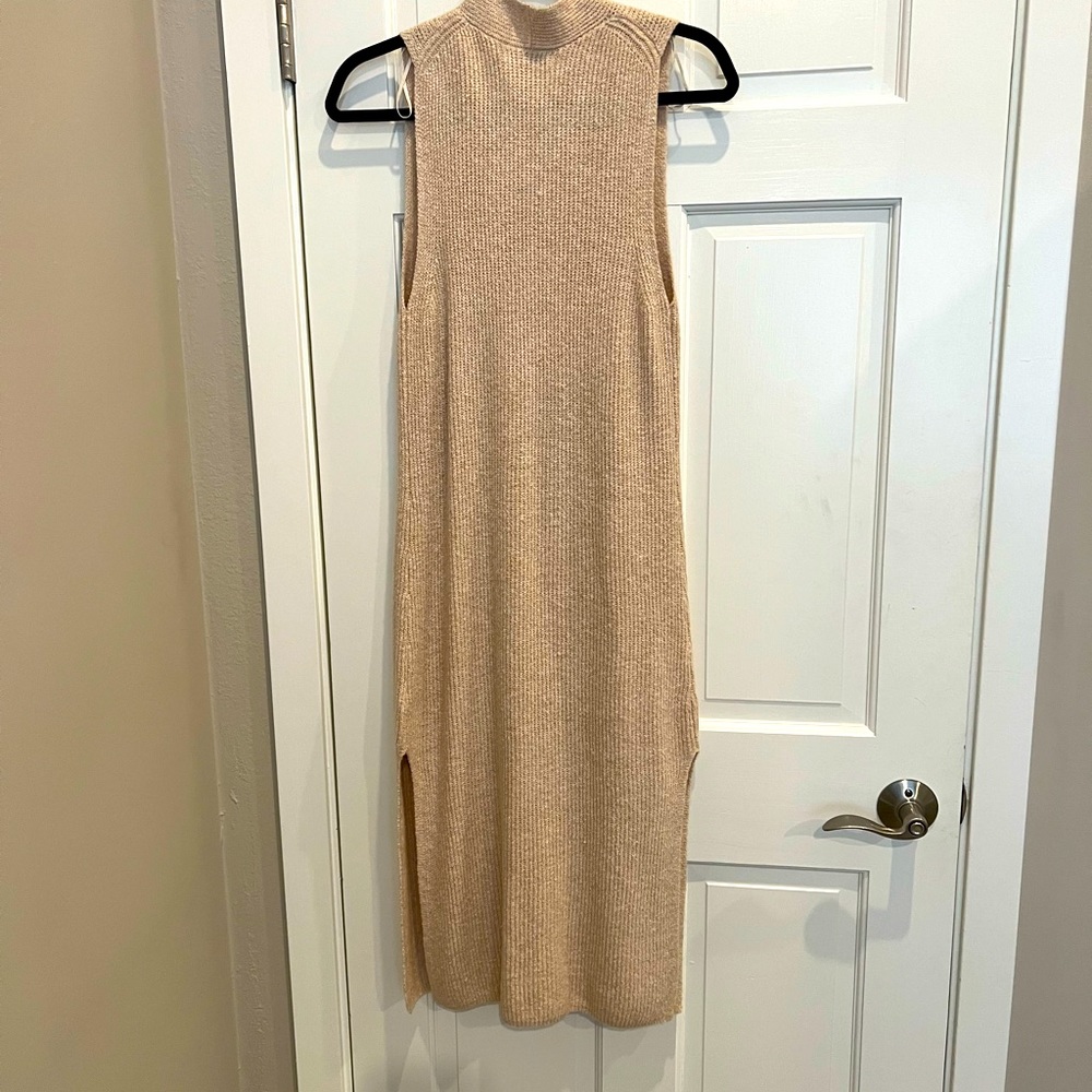 Tan knit sleeveless cardigan size XS